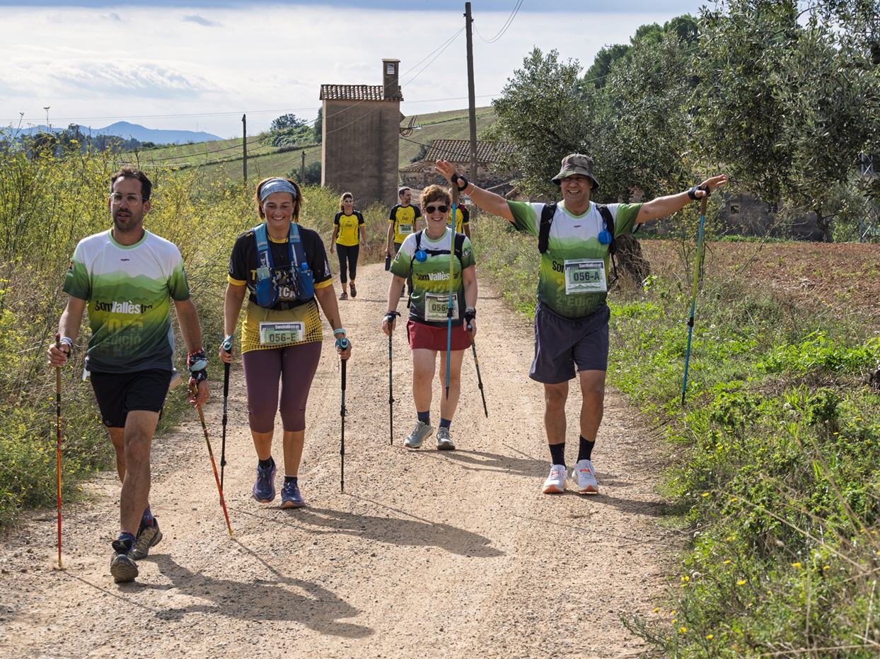 Som Vallès Trail | Caminada solidària per equips